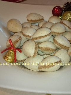 Una foto de Almendras Rellenas