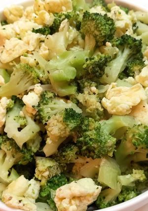 青花菜炒蛋 的食譜成品照片