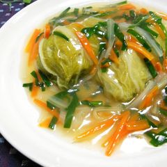A picture of Chinese-style Napa Cabbage Rolls.