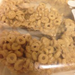 A picture of Cheerio Treats.