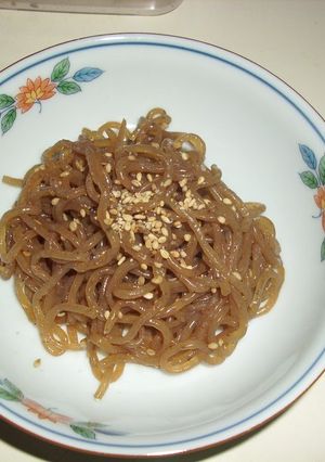 A picture of Healthy Sesame-flavored Shirataki Noodles.
