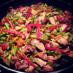A picture of Green Beans Chicken.