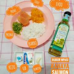 รูปของ BUBUR MPASI SALMON CHEESE || Menu lengkap 4 bintang ⭐🧀🍣