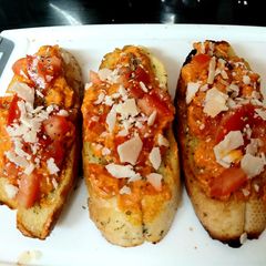 A picture of My Garlic Tomato + Mascarpone Brushetta on Garlic Bread Toasted❤.