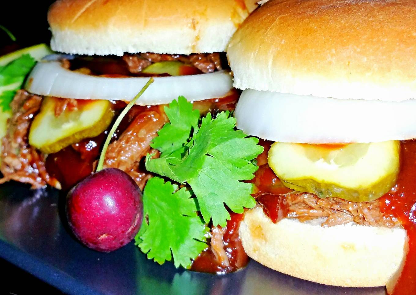 Mike's EZ Pulled Meat Sandwiches