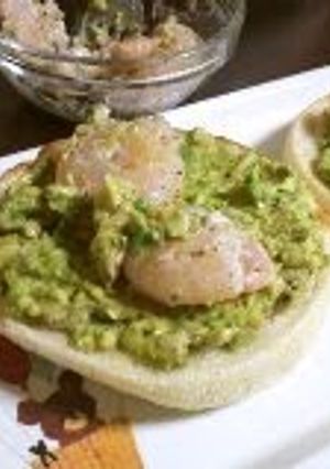 A picture of English Muffin Avocado Sandwich.