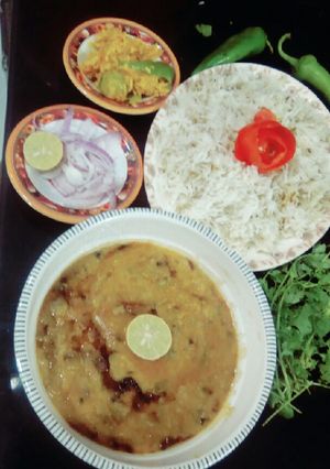 A picture of دال چاول.