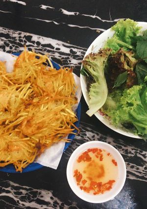 Hình của món Bánh tôm hồ tây.