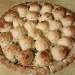 A picture of Thanksgiving Leftovers Pot Pie.