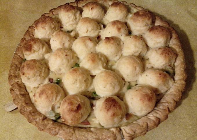 Thanksgiving Leftovers Pot Pie