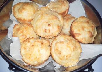 Easiest Way to Cook Appetizing Cheese Biscuits courtesy of Paula Deen