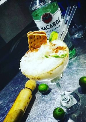 Una foto de Cocktail "Pay de Limón"