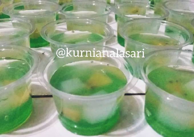 Resep Green Jelly Agar Agar Kiwi Nata De Coco Oleh Kurnianalasari Cookpad