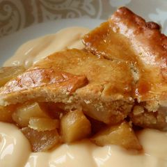 A picture of Vickys Caramel Apple Pie, GF DF EF SF NF.