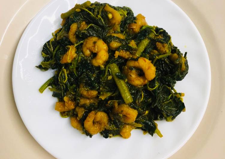 Recipe of Homemade Small prawn with green