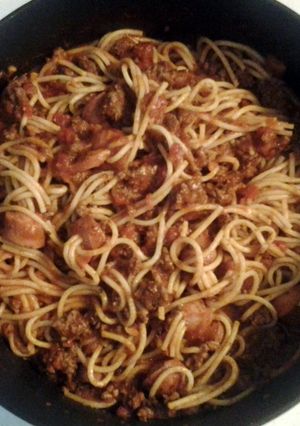 A picture of hot dog spaghetti.