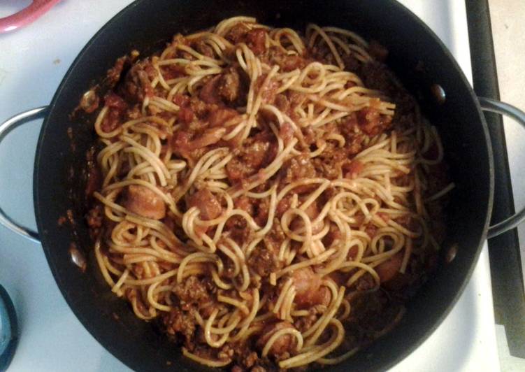 Recipe of Award-winning hot dog spaghetti