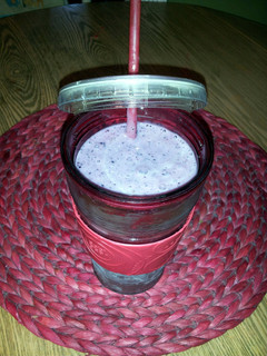 A picture of Banana Blueberry smoothie.