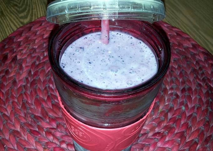 Banana Blueberry smoothie Recipe