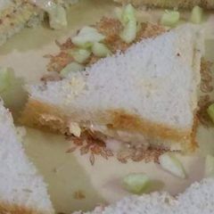 A picture of Mayonnaise Sandwich.