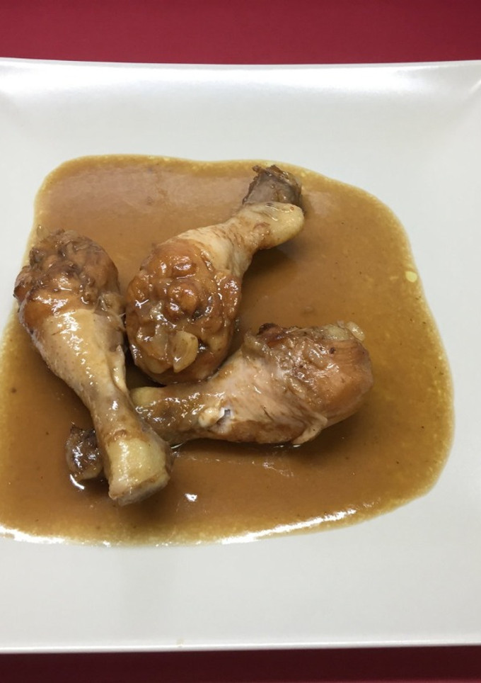 Una foto de Pollo con cebolla a la Coca Cola