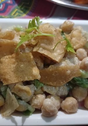 A picture of White Chana chaat.