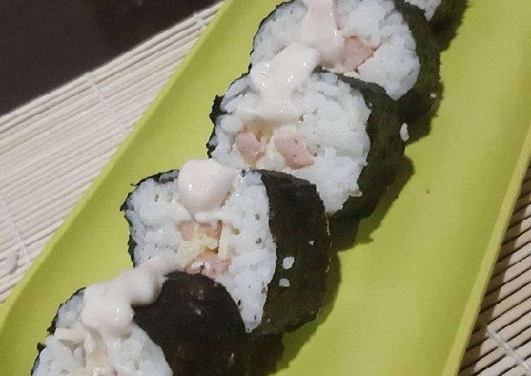Sushi Roll with Cheese