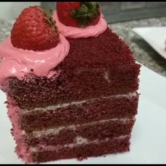 A picture of Red velvet sponge cake.