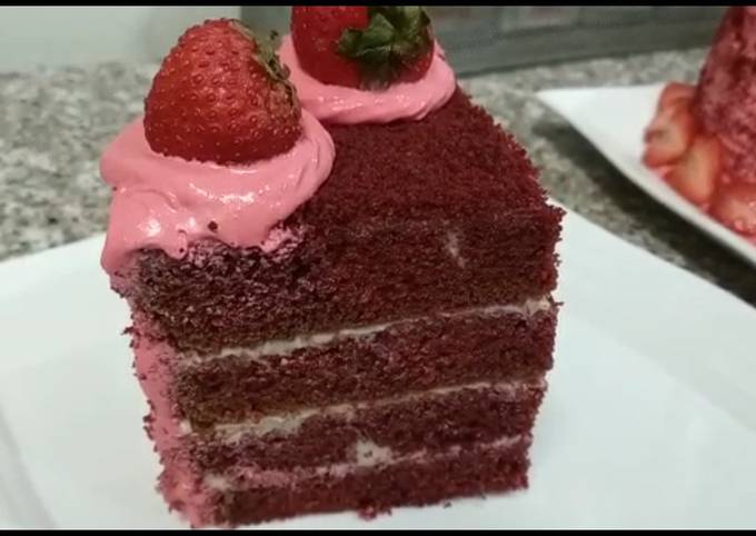 Big Texan Red Velvet Cake with Cream Cheese Frosting