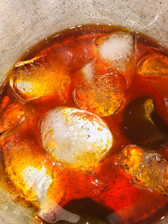 A picture of Iced tea soda.