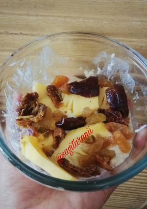 Foto resep Overnight KuNaMis (kurma, nanas, kismis)