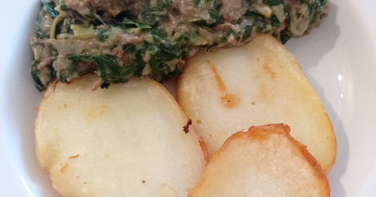 Guiso de acelga con papas doradas 🤩🇨🇱 Receta de Fernanda Araya Cookpad