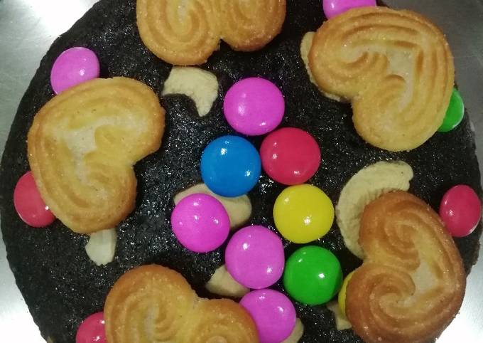 Recipe of Perfect Chocolate cashew cake with oreo biscuits