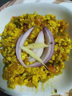 पनीर की भुर्जी रेसिपी(Paneer bhurji recipe in Hindi) रेसिपी मुख्य फोटो