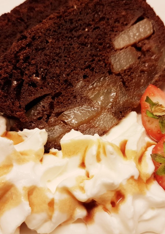 Una foto de Bizcocho de Chocolate y Peras