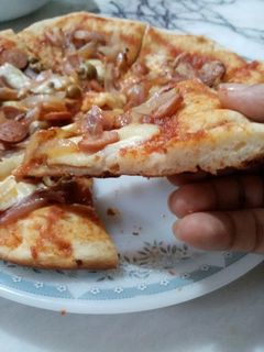 Caramelised onion pizza baked without oven 🍕😉 রেসিপির প্রধান ছবি