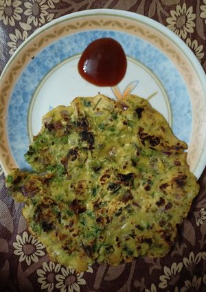 A picture of Besan ka chilla.