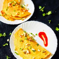 A picture of Paneer besan chilla.
