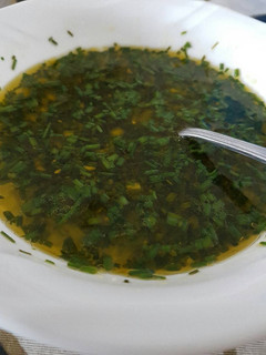 Una foto de Pebre simple (salsa de ají, chimichurri, etc..)