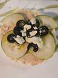 Mediterranean rice cakes