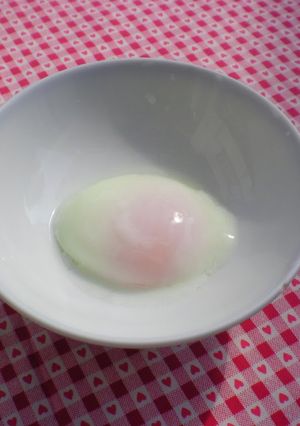 A picture of Boiled Water Poached Egg.