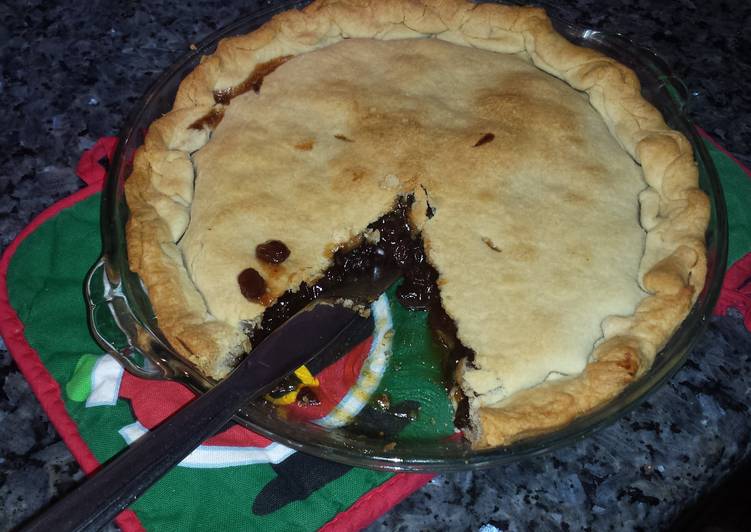 Recipe of Ultimate Old Fashioned Raisin Pie