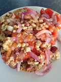 Griddled tomato, onion and halloumi salad, for 2