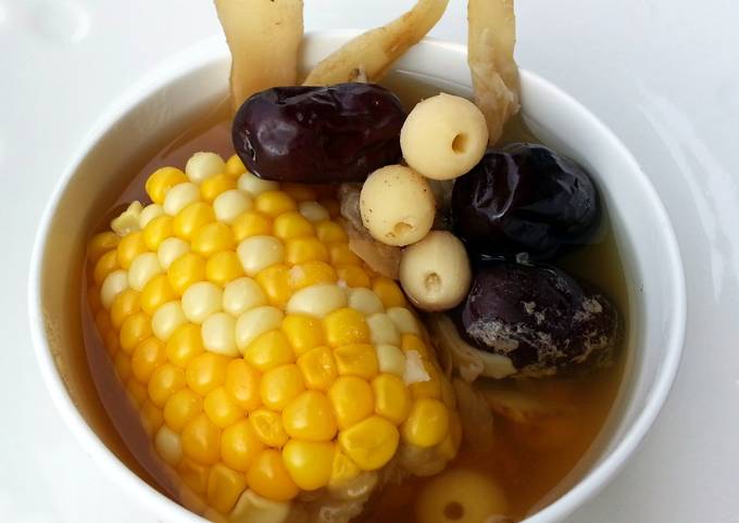 Vegan Soup With Corn Cob