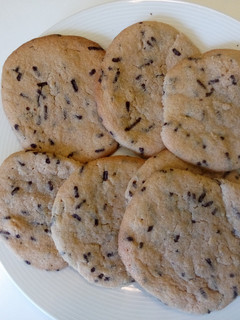 A picture of Easy chocolate chip cookies.