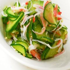 A picture of Chinese-style Cucumber and Imitation Crab in Vinegar Sauce.