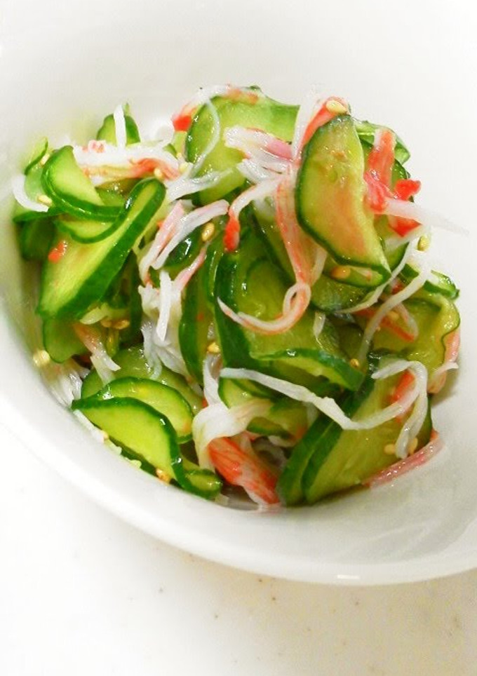A picture of Chinese-style Cucumber and Imitation Crab in Vinegar Sauce.