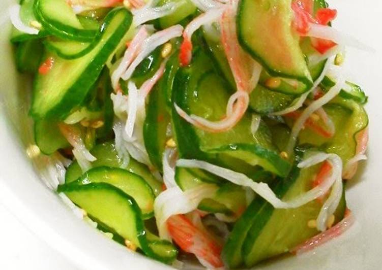 How to Make Favorite Chinese-style Cucumber and Imitation Crab in Vinegar Sauce