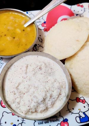 ઈડલી -સંભાર -કોકોનટ ચટણી (Idli-Sambar-Coconut Chutney Recipe In રેસીપી મુખ્ય ફોટો