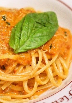 A picture of Tomato Cream Pasta with Crabmeat.